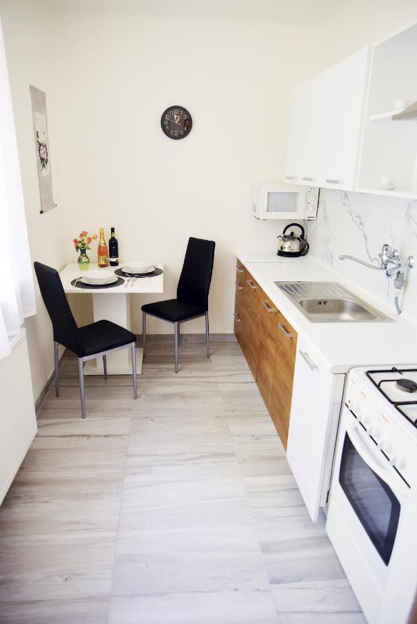 Apartment, Sun Terrace, Privat Parking Banská Bystrica Buitenkant foto